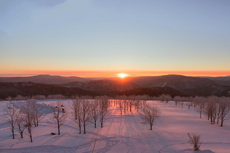 https://www.chinadiscovery.com/heilongjiang/harbin/china-snow-town.html